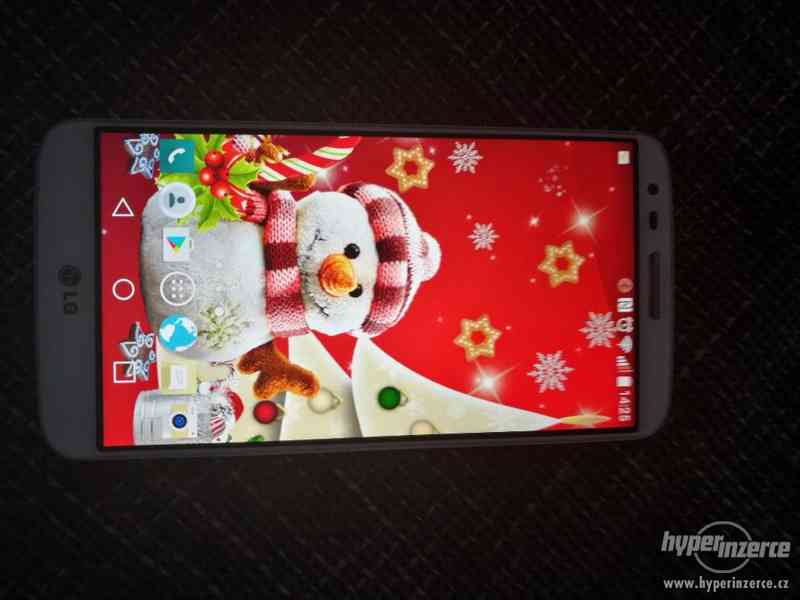 Mobilni telefon LG G2 - foto 2