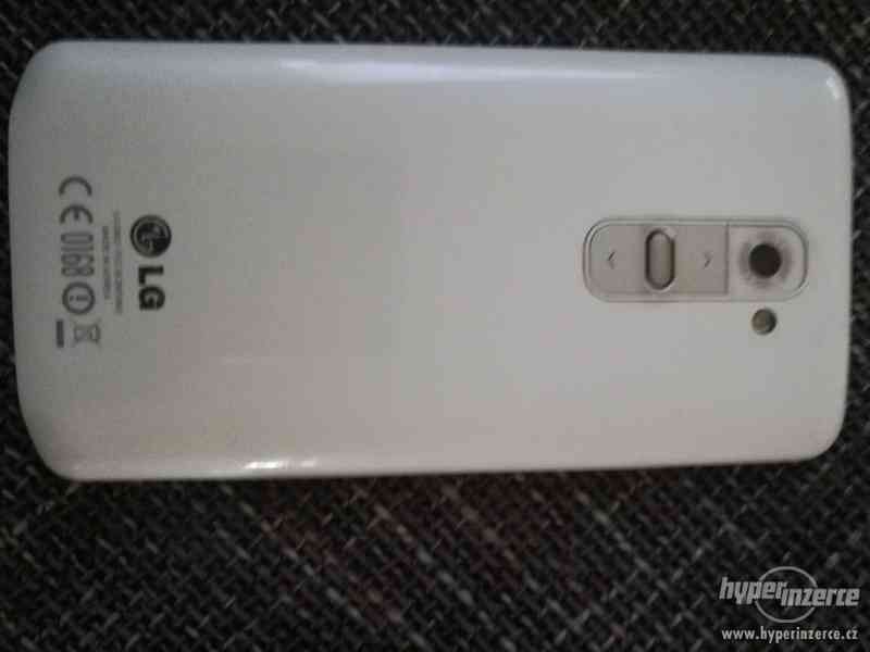 Mobilni telefon LG G2 - foto 4