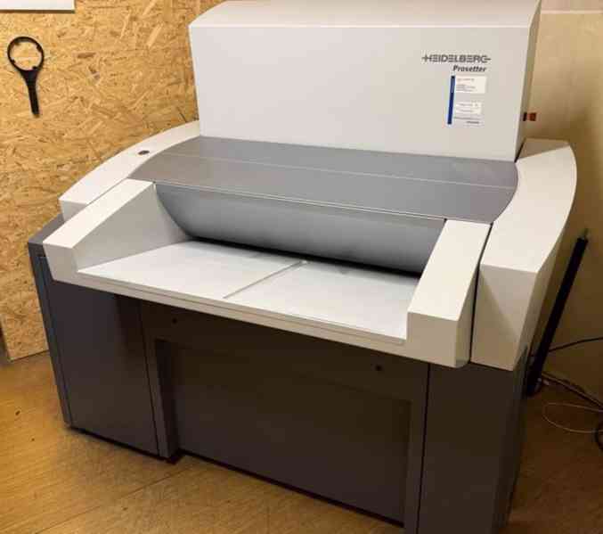 Osvitová jednotka Prosetter 74 - model 2165 (16166.) - foto 1