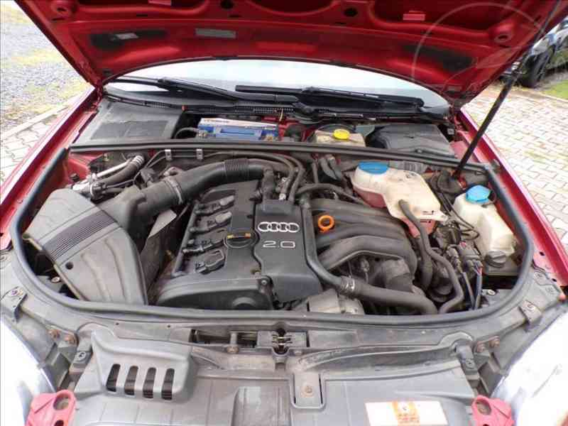 Audi A4 Avant 2,0 i AUTOMAT - foto 13
