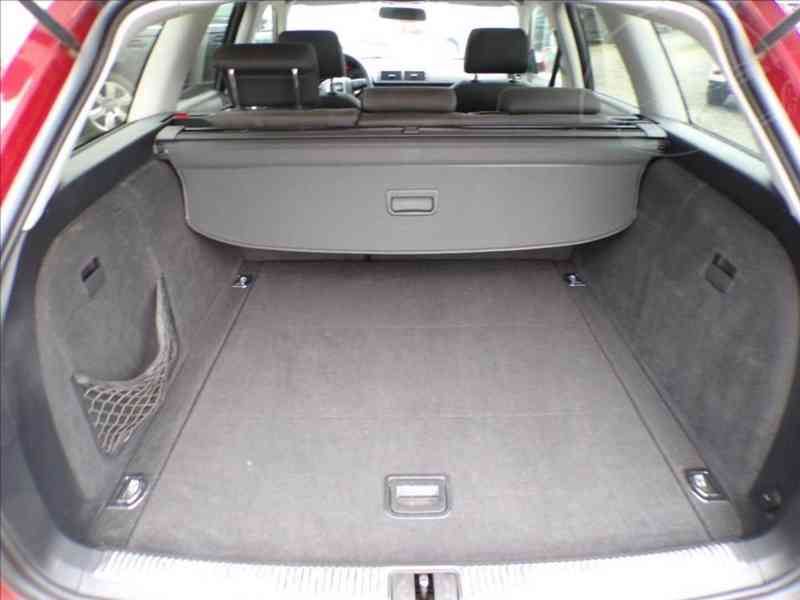 Audi A4 Avant 2,0 i AUTOMAT - foto 10