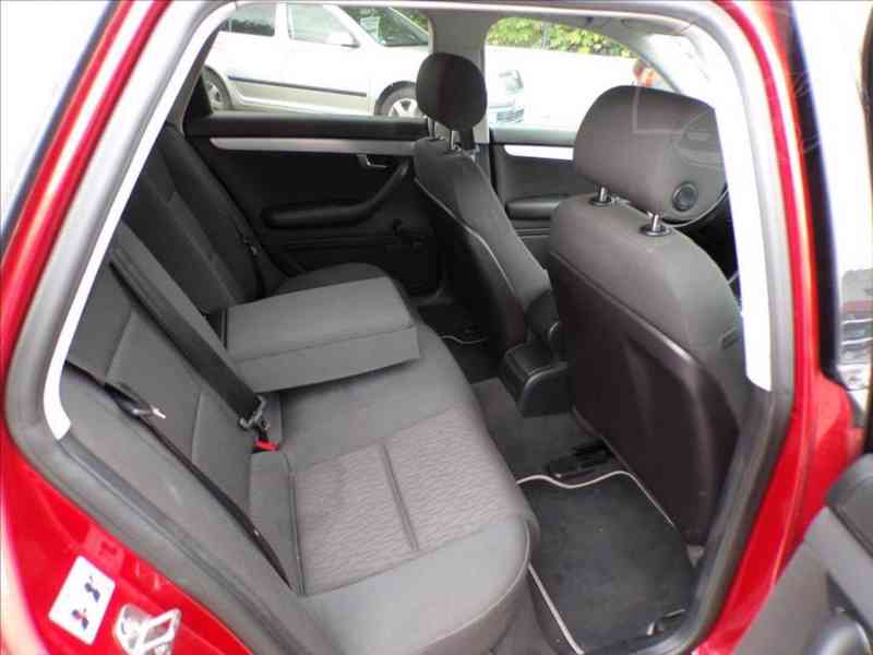 Audi A4 Avant 2,0 i AUTOMAT - foto 11