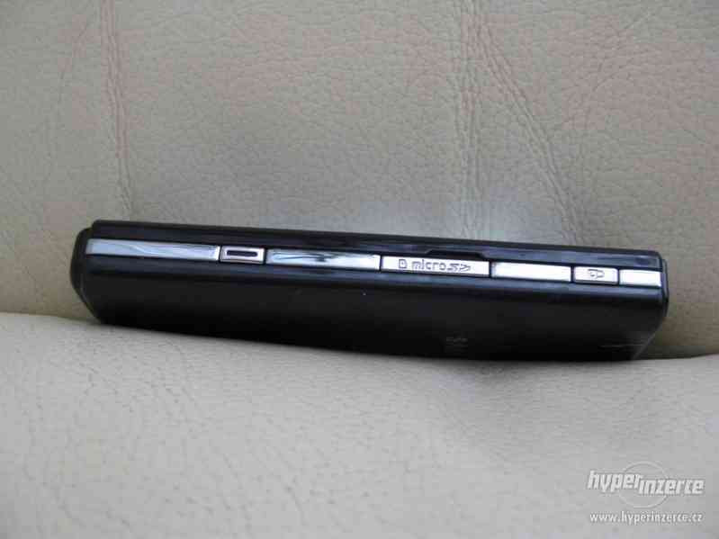 Samsung GT-B7300 - funkční dotykový mobilní telefon - foto 7