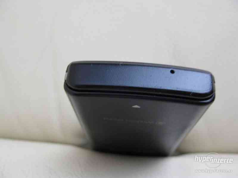 Samsung GT-B7300 - funkční dotykový mobilní telefon - foto 9