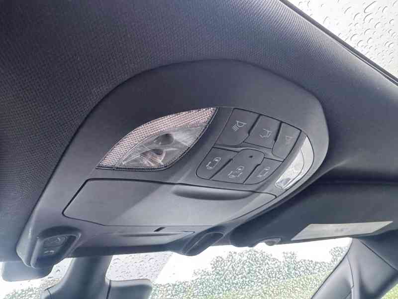 Chrysler Pacifica 3,6 S Sunroof Navi DVD LPG Limited 2019 - foto 18