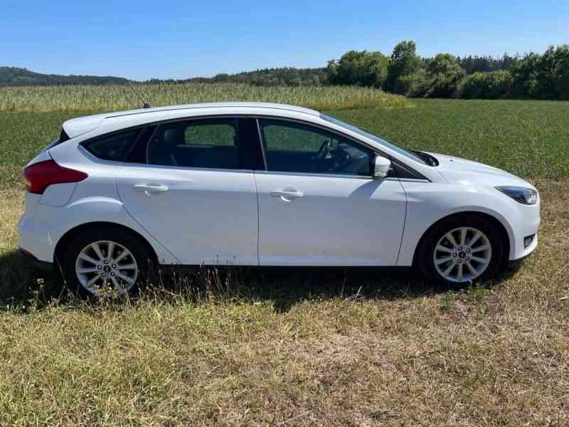 Ford Focus 1.5 TDCi 88kW, Titanium - foto 1
