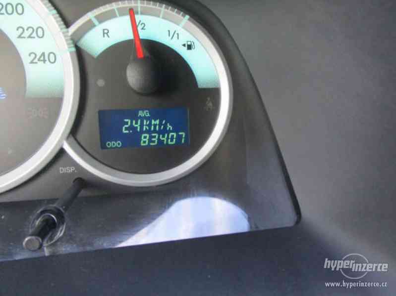 Toyota Corolla Verso 1.8 95kW 7 míst - foto 13