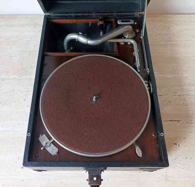 His Master’s Voice - starožitný gramofon na kliku, top stav  - foto 11