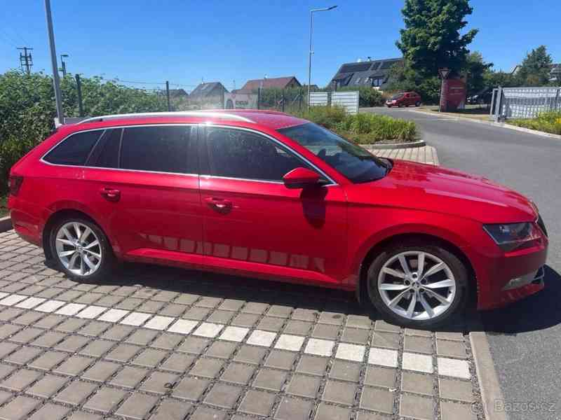Škoda Superb 2,0   TDI/110kW Style Plus - foto 2