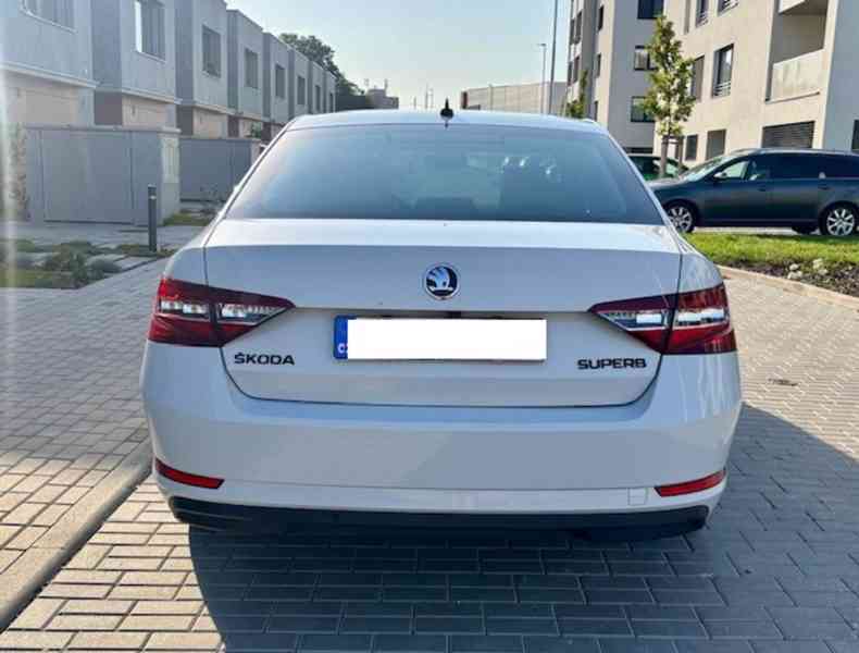 Škoda Superb 3 L&K 2.0 TDI 140kw r.v. 2019 - foto 11