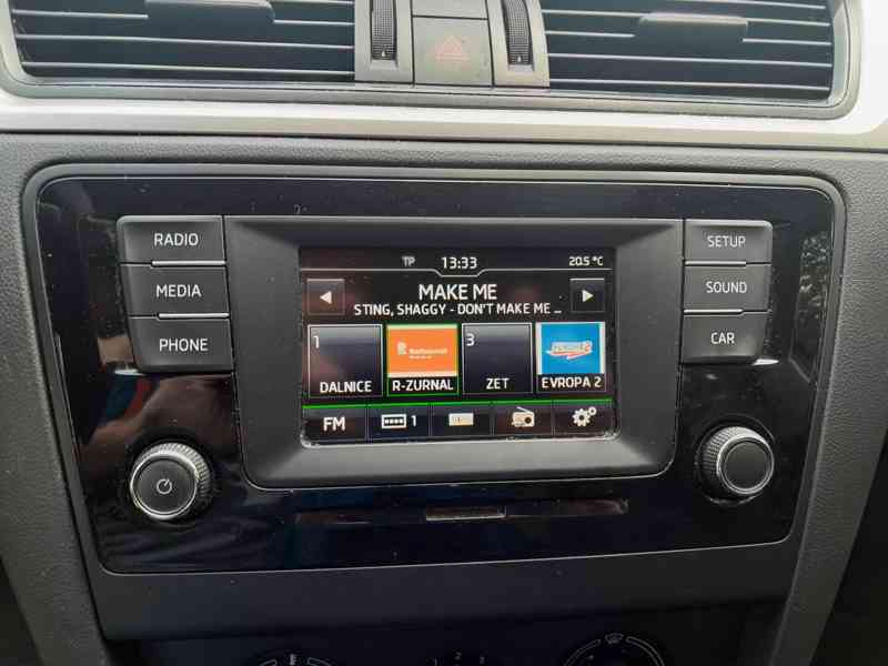 ŠKODA Rapid Spaceback Ambition 1,2 TSI 81 kW - foto 23