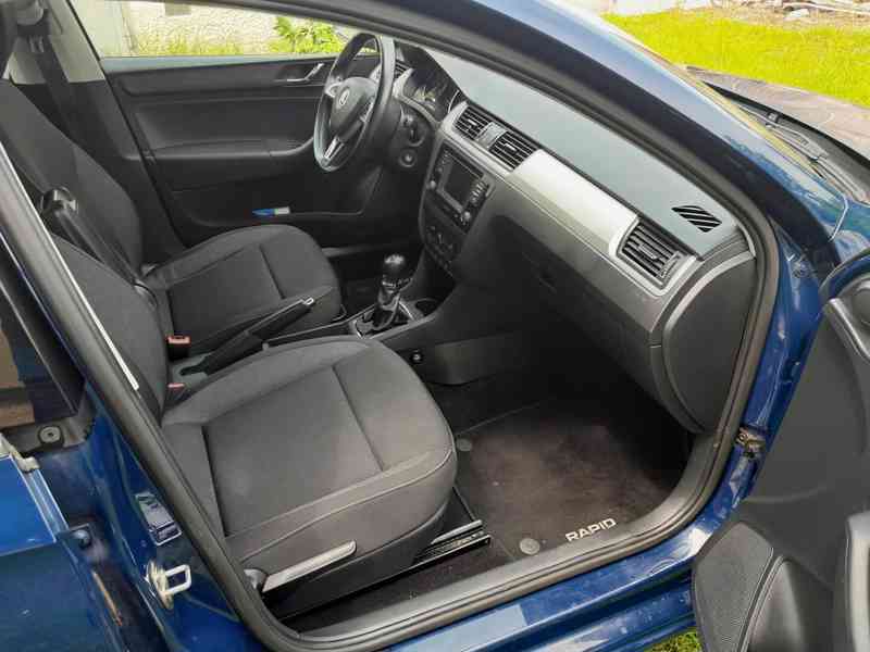 ŠKODA Rapid Spaceback Ambition 1,2 TSI 81 kW - foto 13