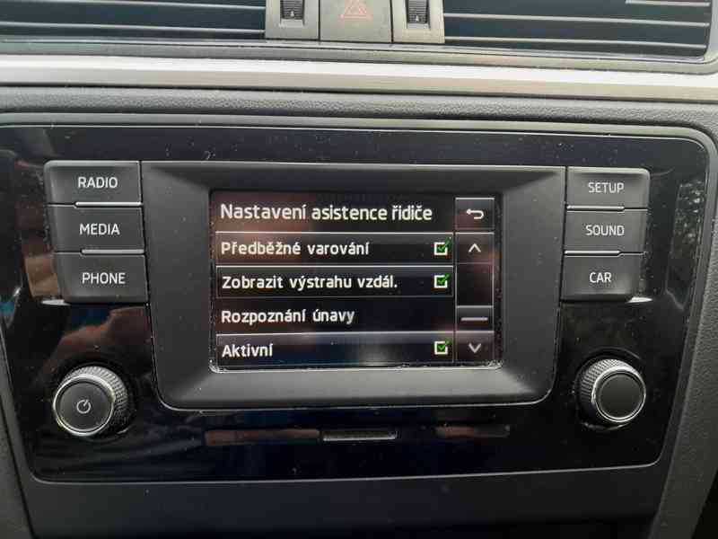 ŠKODA Rapid Spaceback Ambition 1,2 TSI 81 kW - foto 20