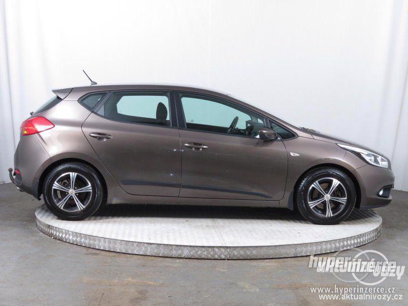 Kia Ceed 1.6 GDI 99kW 1.6, benzín,  2012 - foto 13