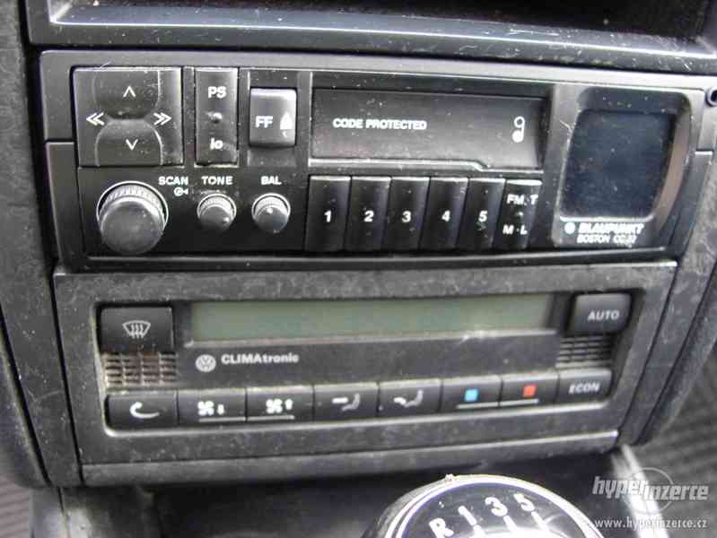 VW Golf 1.6i Variant r.v.2000 (eko zaplacen) - foto 7