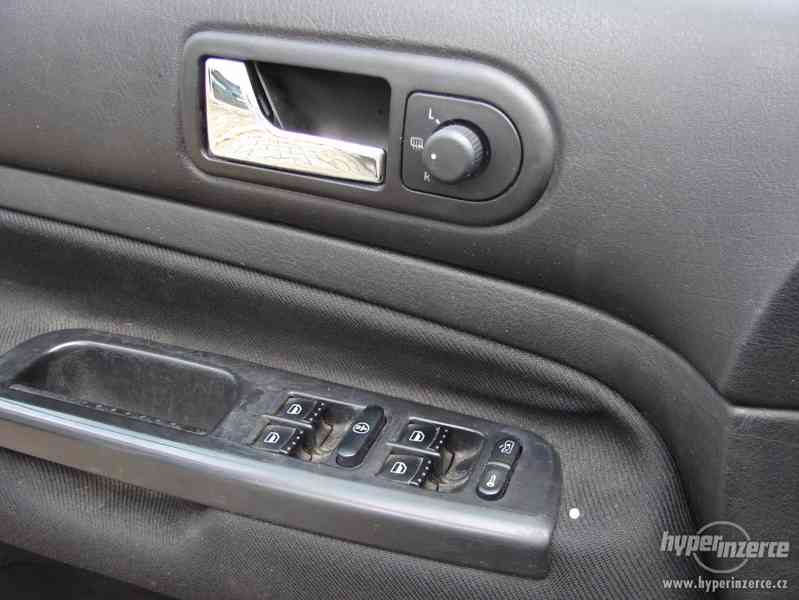 VW Golf 1.6i Variant r.v.2000 (eko zaplacen) - foto 8