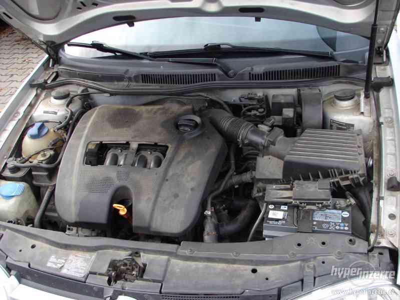 VW Golf 1.6i Variant r.v.2000 (eko zaplacen) - foto 12