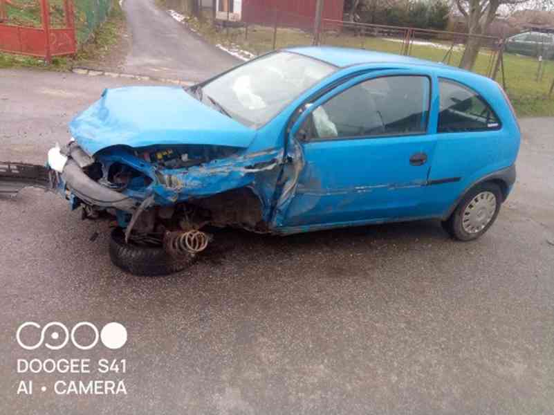 Náhradní díly na Opel Corsa "C " HB - foto 7