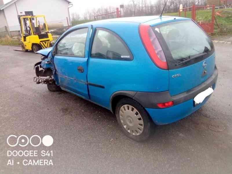 Náhradní díly na Opel Corsa "C " HB - foto 6