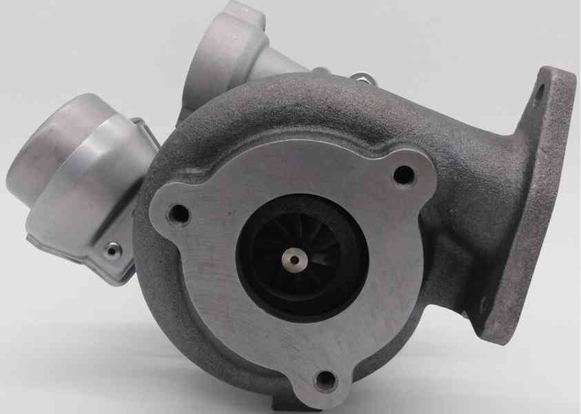 Turbodmychadlo 54389700005 - foto 3