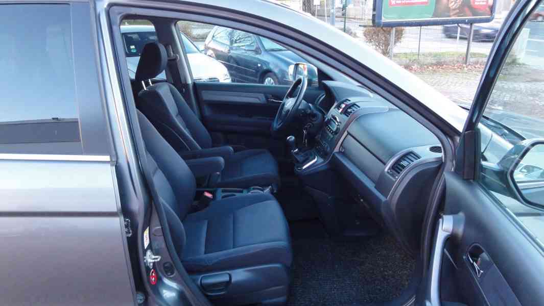 Honda CR-V 2.0i Comfort benzín 110kw - foto 6