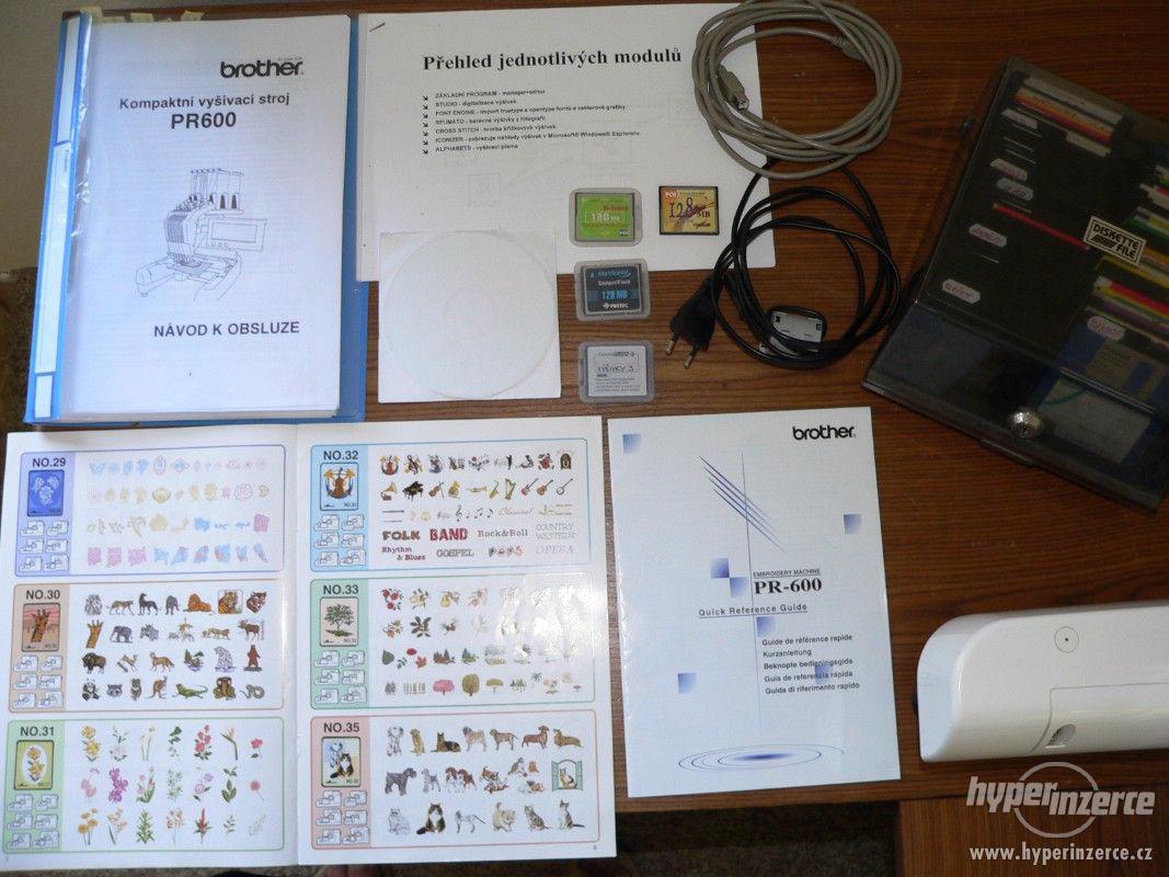 Vyšívací stroj Brother PR 600 - bazar - Hyperinzerce.cz