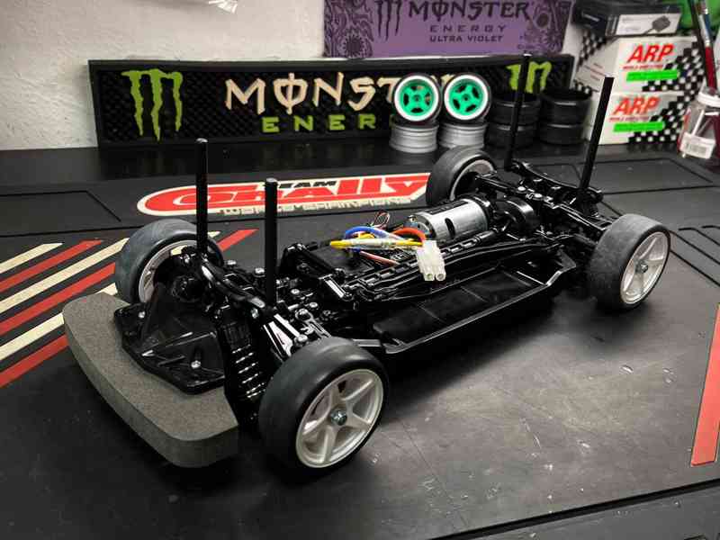 RC auto Tamyia - foto 7