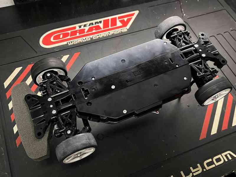 RC auto Tamyia - foto 5
