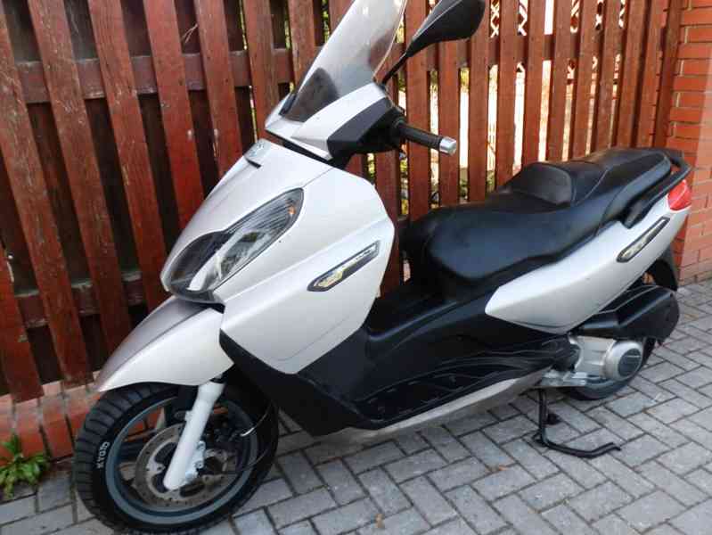 Piaggio X7 125 - foto 13