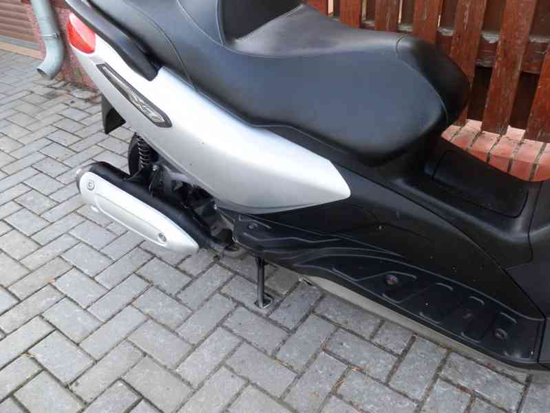 Piaggio X7 125 - foto 24