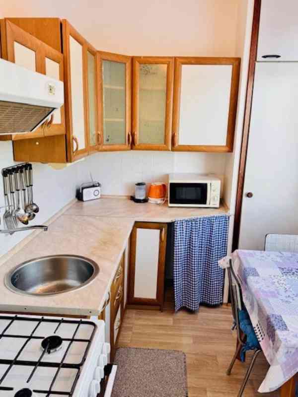 Jaroměř - družstevní byt 2+1 se zasklenou lodžií - foto 5