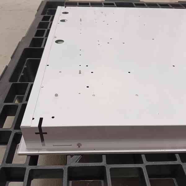 Podhledové zářivkové světlo čtverec, 4 trubice. - foto 5