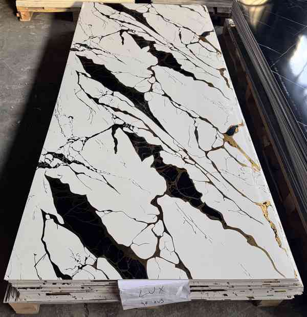 PVC panely – 2,80 × 1,22, 18 kg - foto 9
