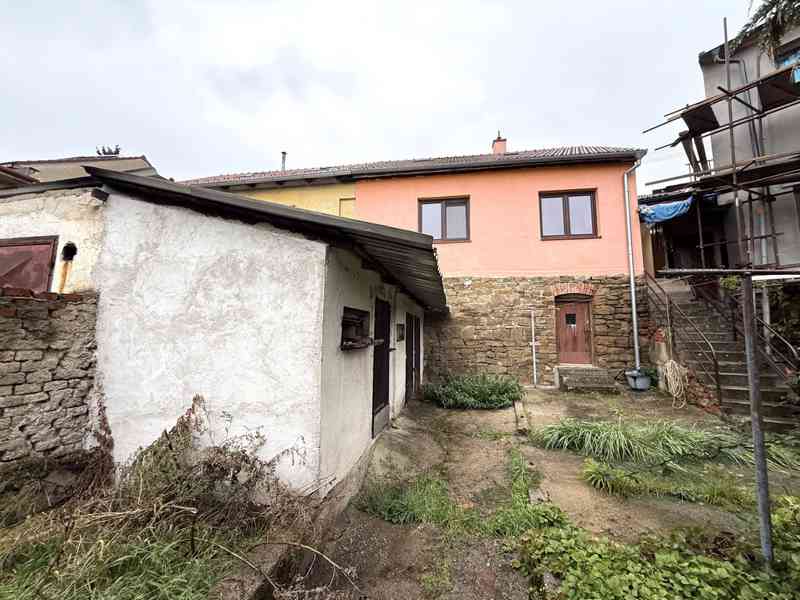 PRONÁJEM RODINNÉHO DOMU 2+1 SE ZAHRADOU V OBCI ROSICE - foto 19
