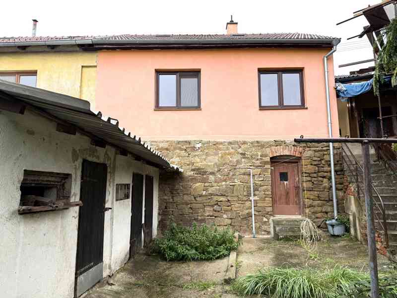 PRONÁJEM RODINNÉHO DOMU 2+1 SE ZAHRADOU V OBCI ROSICE - foto 17