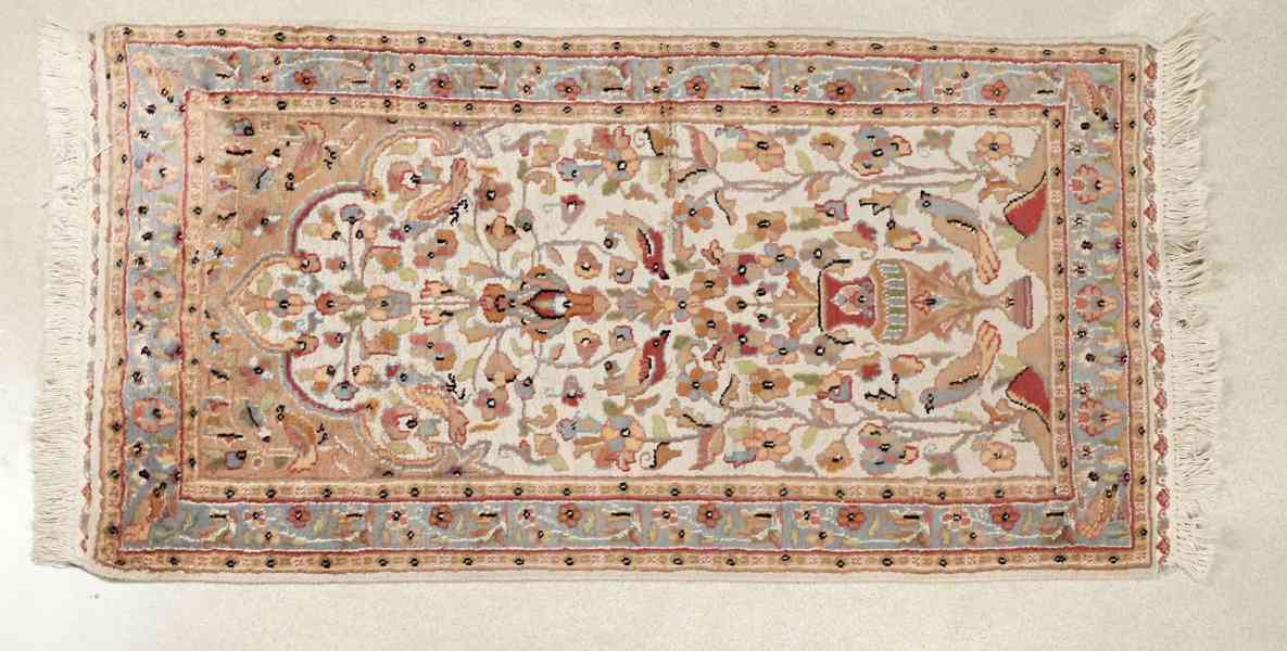 Pakistánský koberec s hedvábím 133 X 79 cm - foto 1
