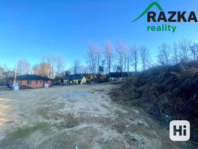 Zasíťovaný stavební pozemek 1364m2 v obci Studánka - foto 12