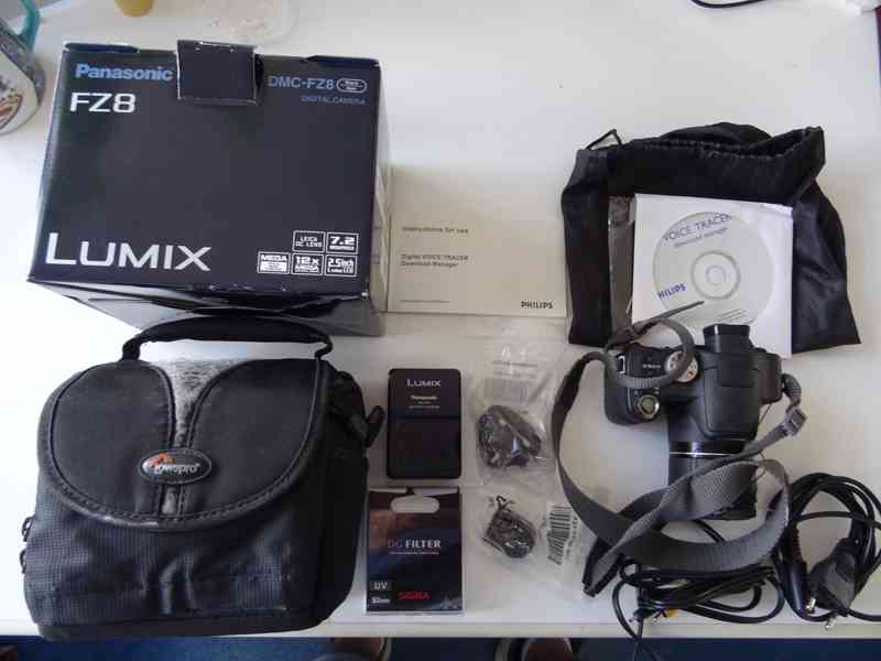 Digitální fotoaparát Panasonic DMC-FZ8