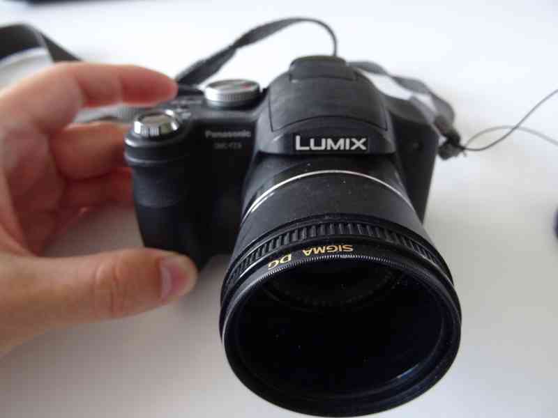 Digitální fotoaparát Panasonic DMC-FZ8 - foto 4