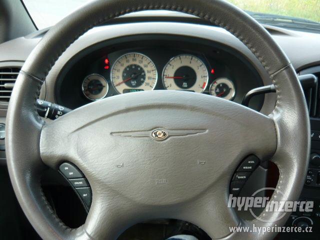 Chrysler Town Country 3,8 Limited 2004 - foto 13