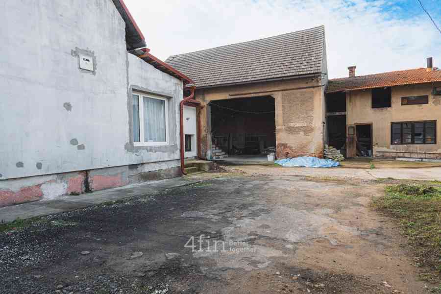 Prodej rodinného domu 275 m2 se sklepem a stodolou v Brodce - foto 26