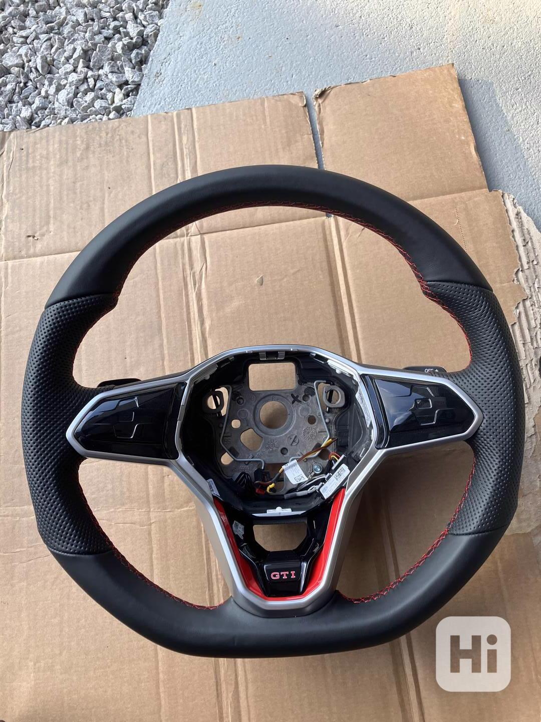 volant MULTI s řazením GTI Lopatky Tiguan II - foto 1