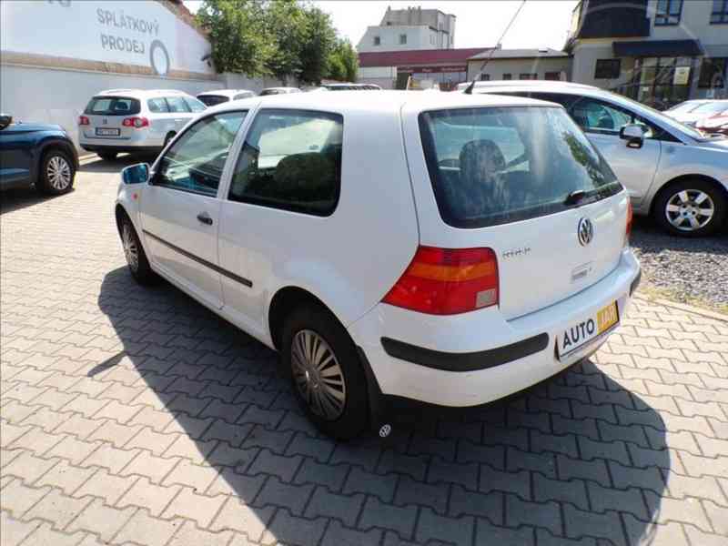 Volkswagen Golf 1,4 16V DIGI.KLIMA - foto 3