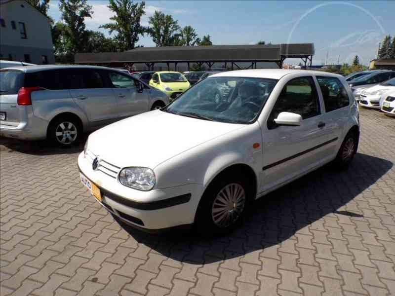 Volkswagen Golf 1,4 16V DIGI.KLIMA - foto 2