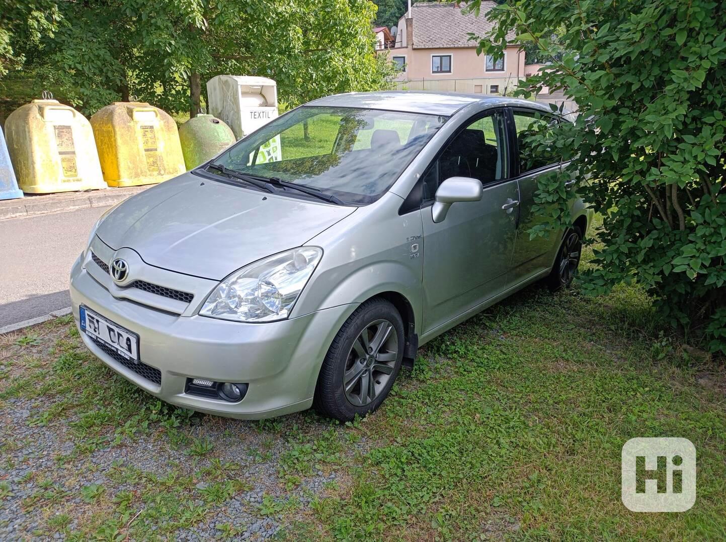 Toyota Corolla Verso 1,8 VVTi automat,7 míst - foto 1