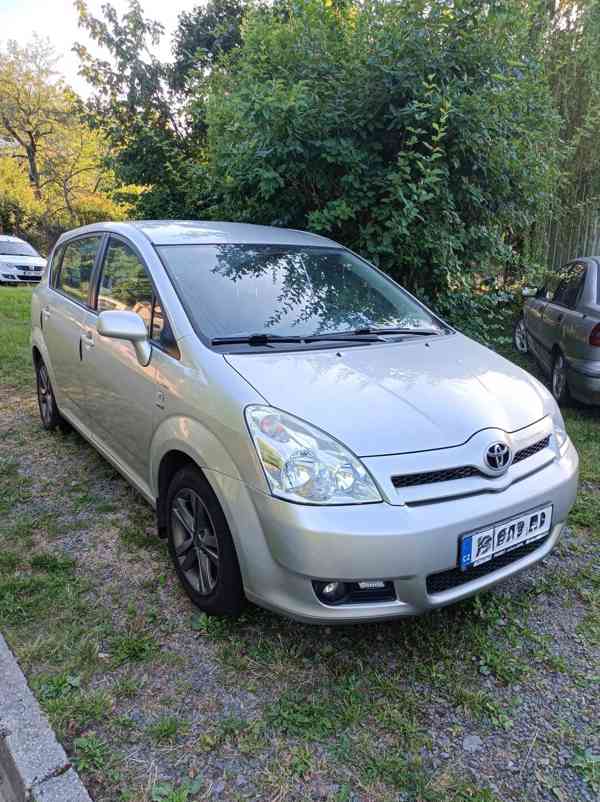 Toyota Corolla Verso 1,8 VVTi automat,7 míst - foto 2