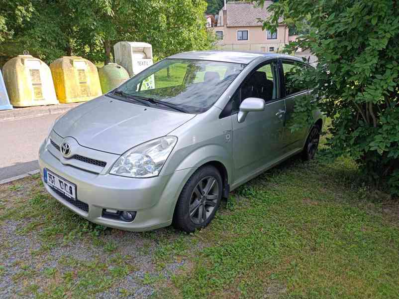 Toyota Corolla Verso 1,8 VVTi automat,7 míst - foto 1