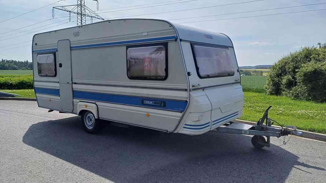 Karavan Wilk 500 de Luxe + velký předstan + nová STK - foto 3