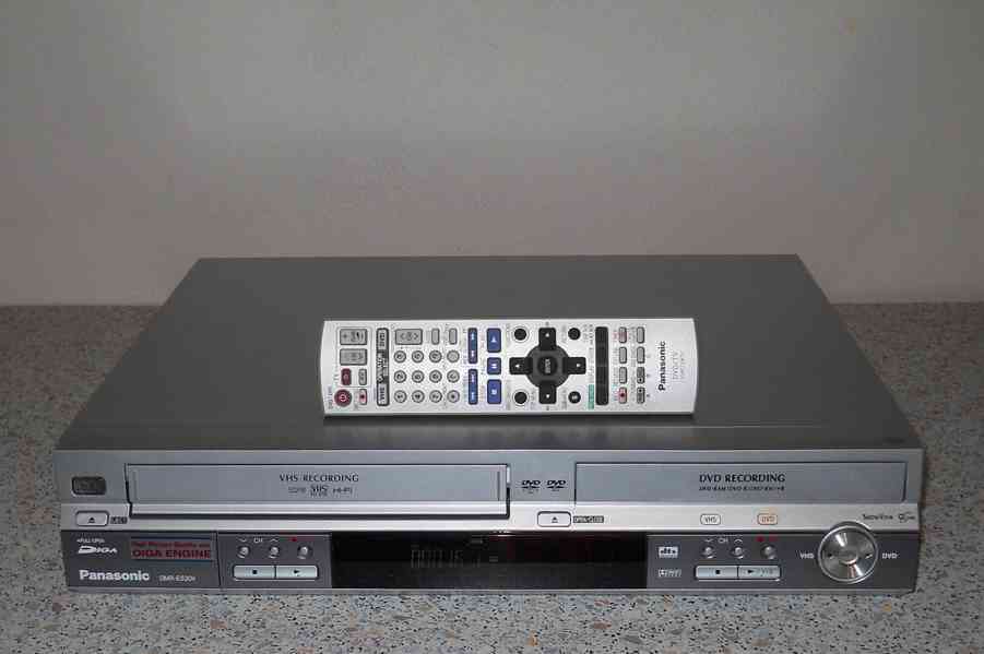 ⚠️VHS-DVD rekordér Panasonic DMR-ES30 - foto 2