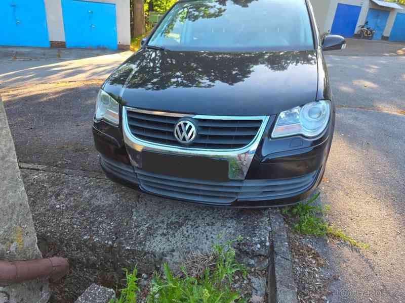 Volkswagen Touran 1,4   Lidový vůz - foto 2